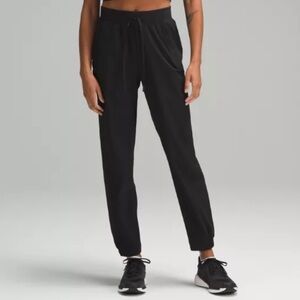 Lululemon License to Train High Rise Pants